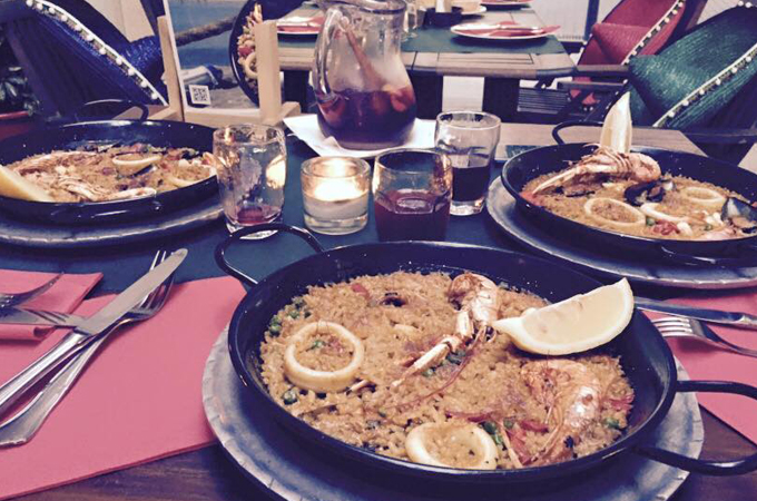 Paella im Chamaco Restaurant