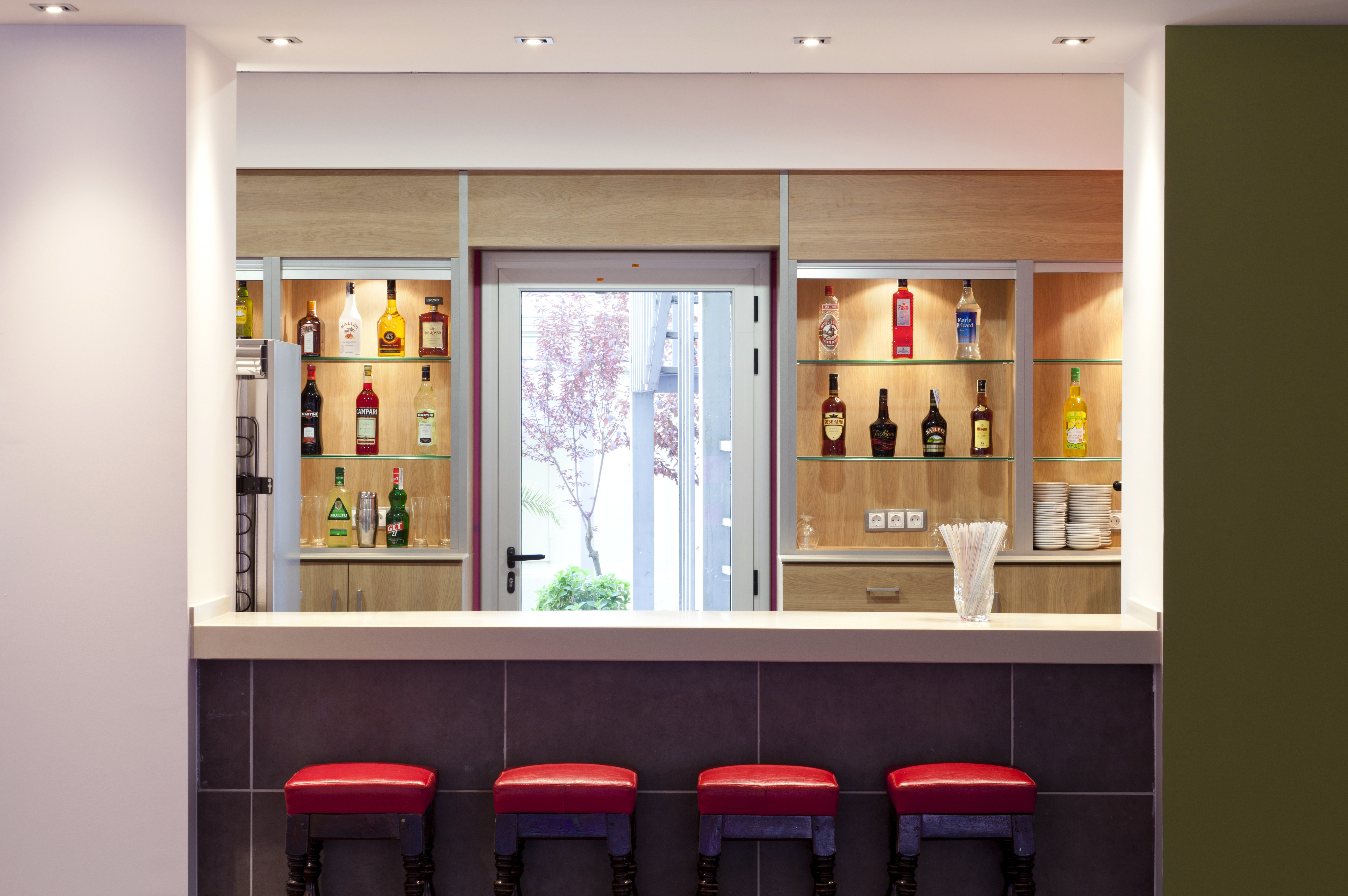 moderne Bar im Hotel Don Juan Center