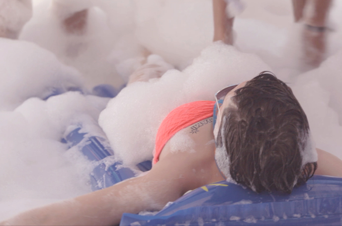 Auch ein Ereignis: Die Schaumparty in Lloret