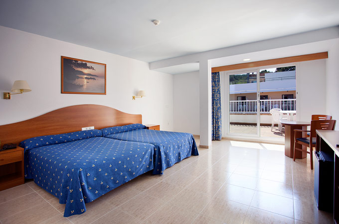 Doppelzimmer mit Balkon