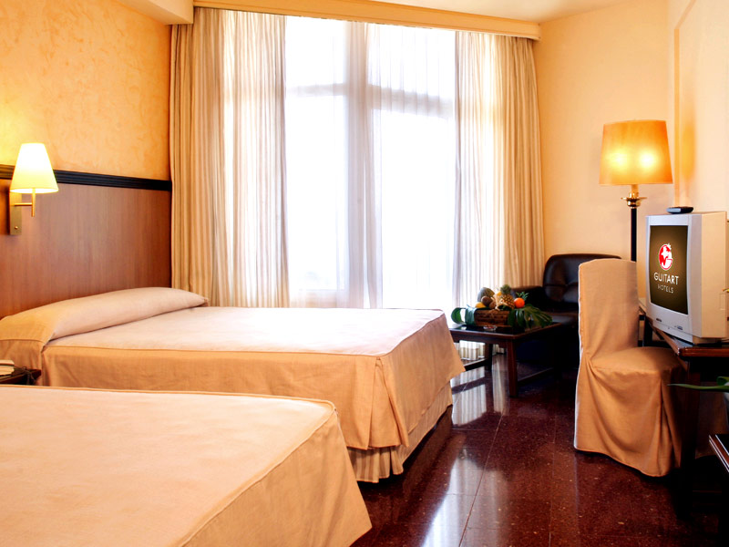 Doppelzimmer mit Balkon